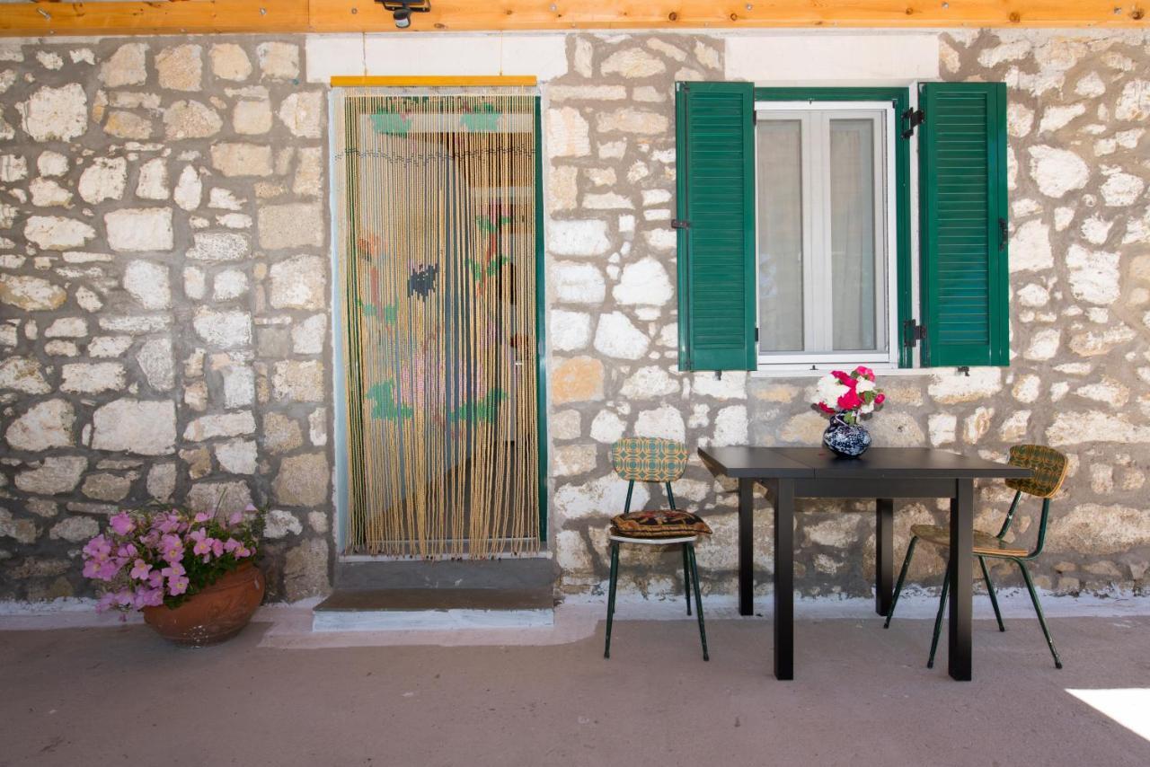 Basil & Guest House Lazarata Ngoại thất bức ảnh