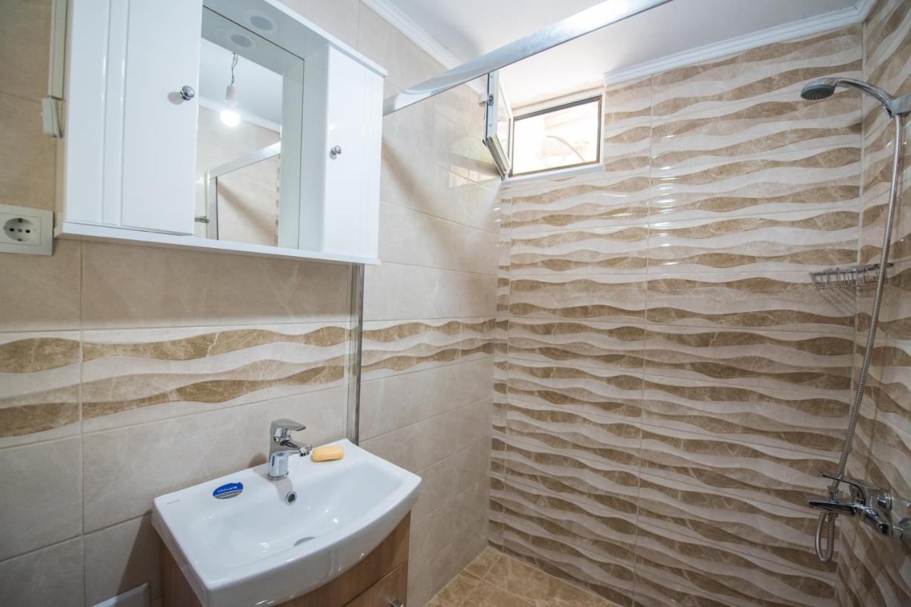 Basil & Guest House Lazarata Ngoại thất bức ảnh