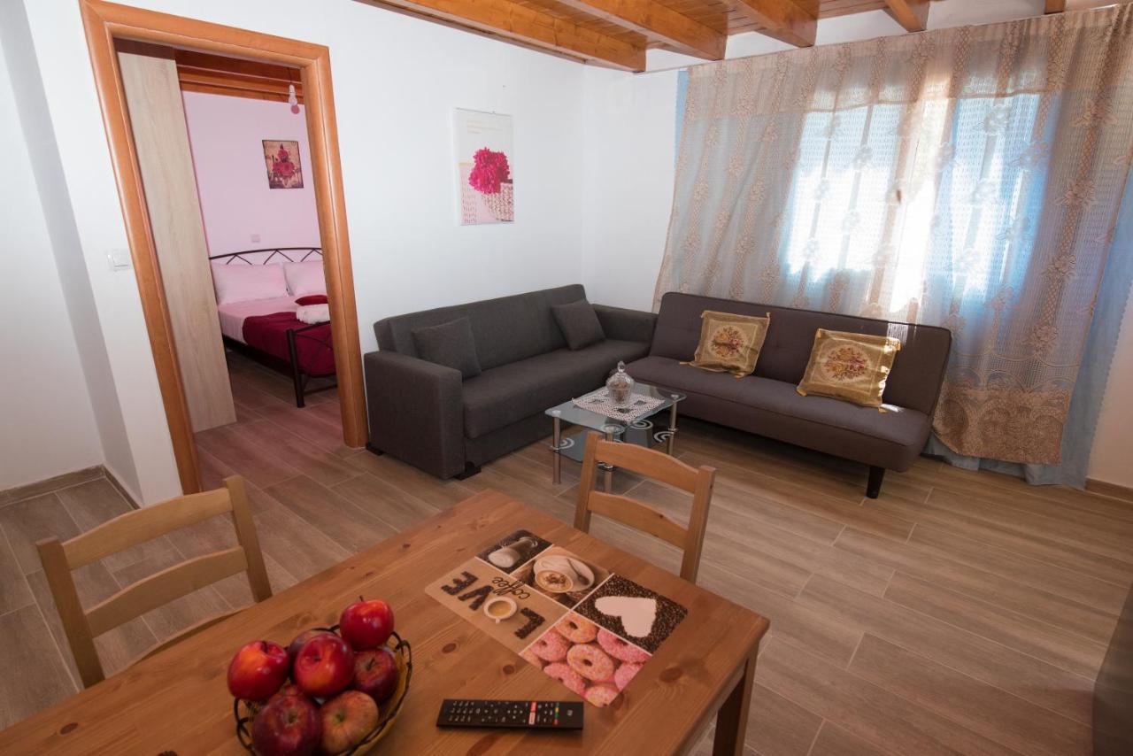 Basil & Guest House Lazarata Ngoại thất bức ảnh