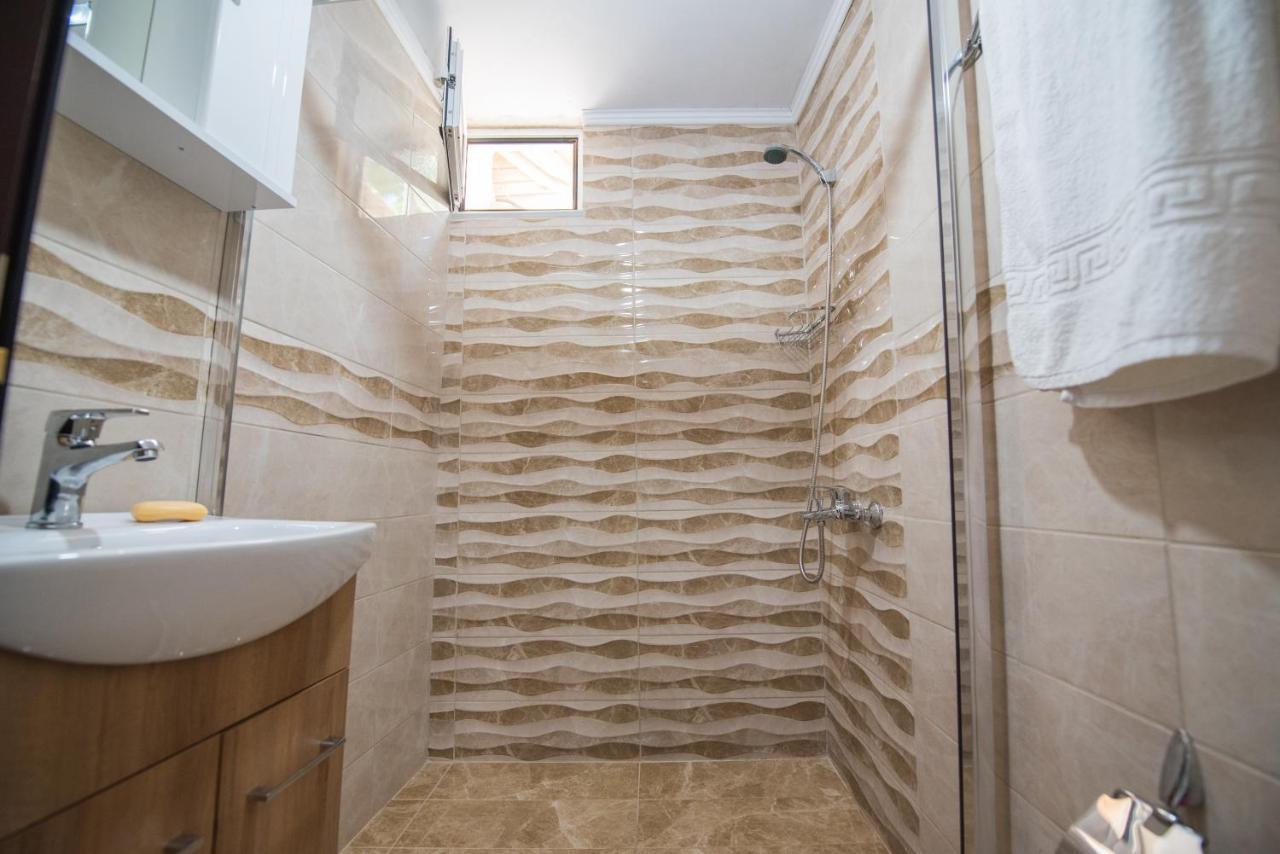 Basil & Guest House Lazarata Ngoại thất bức ảnh